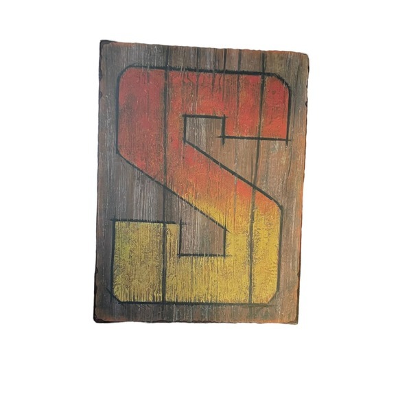9x7 inch Distressed Farmhouse Hanging Letter Initial S Plaque Sign #2 - Picture 1 of 2